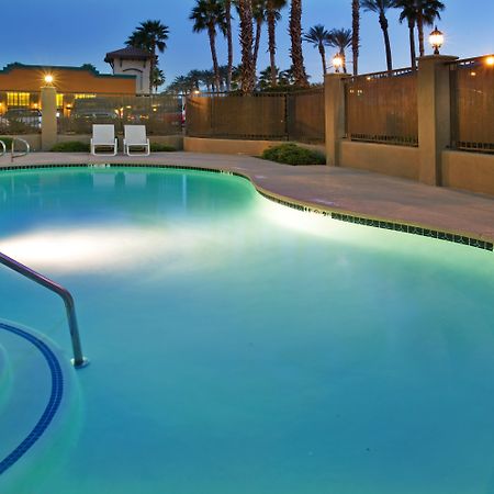Holiday Inn Express & Suites Rancho Mirage - Palm Spgs Area By Ihg Extérieur photo