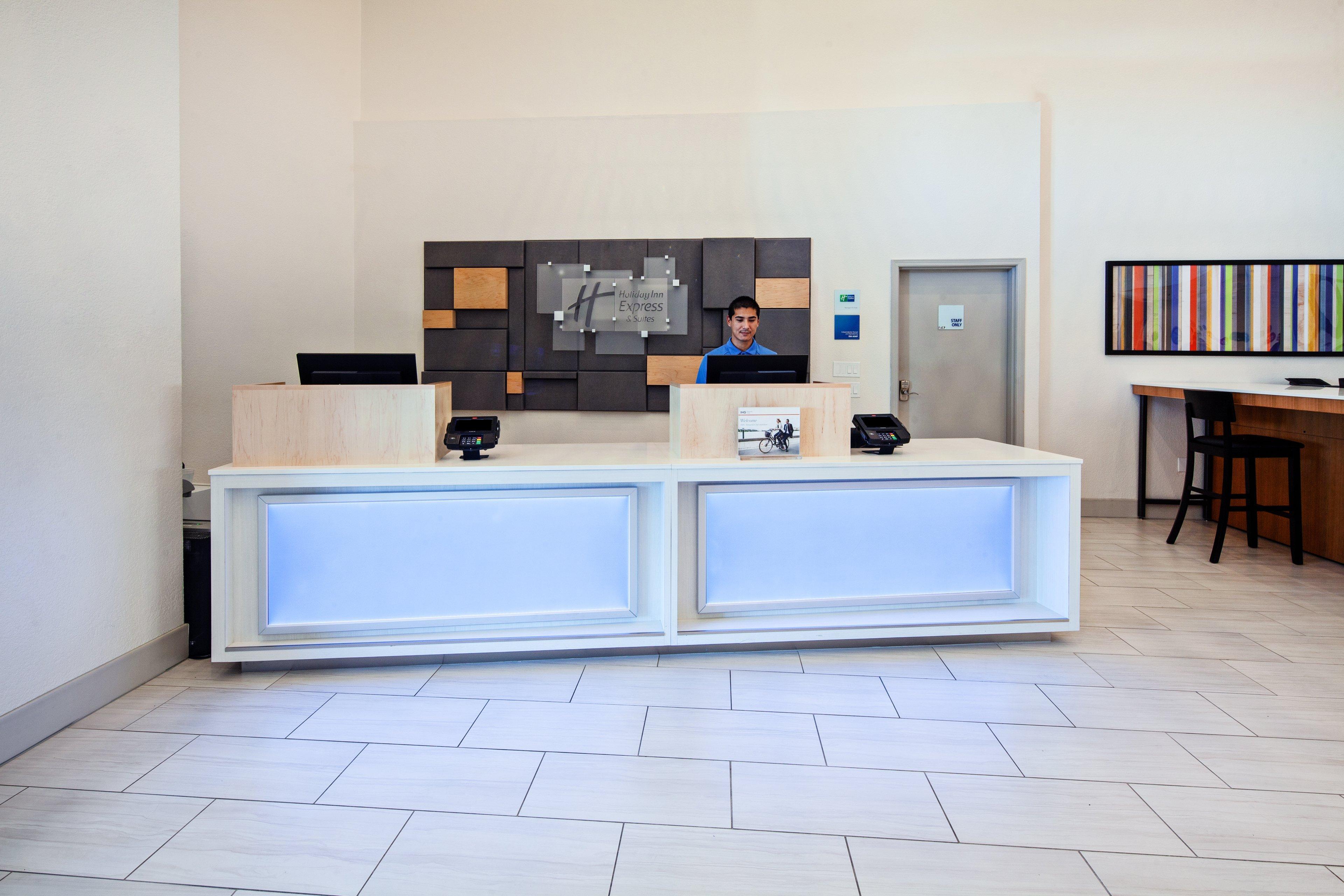 Holiday Inn Express & Suites Rancho Mirage - Palm Spgs Area By Ihg Extérieur photo
